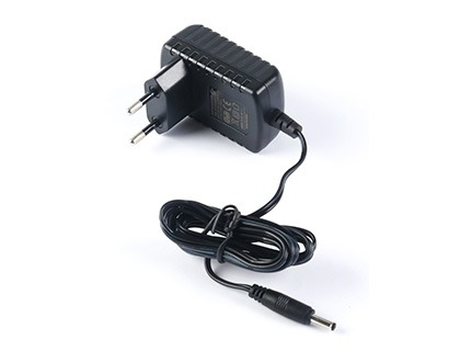ADAPTADOR DE CORRIENTE QC 155142/KF14522